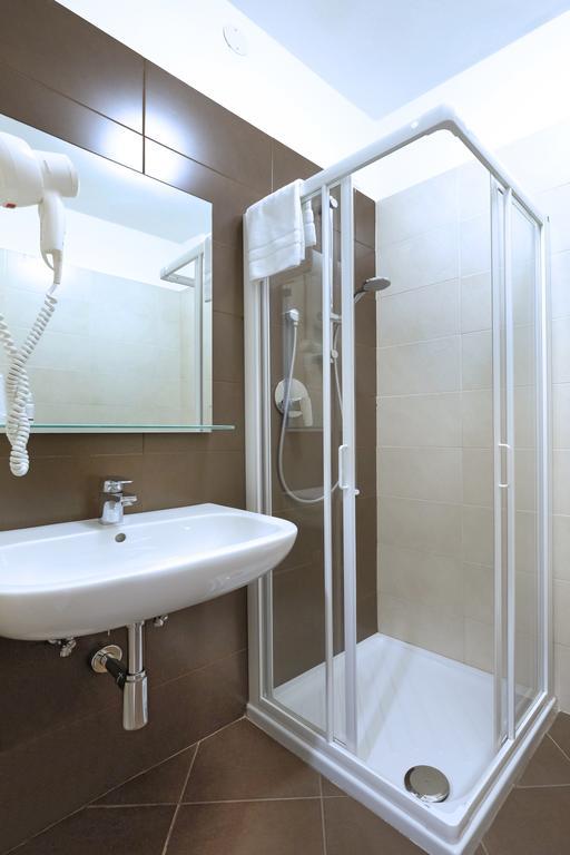 ורונה Hotel Gelmini מראה חיצוני תמונה