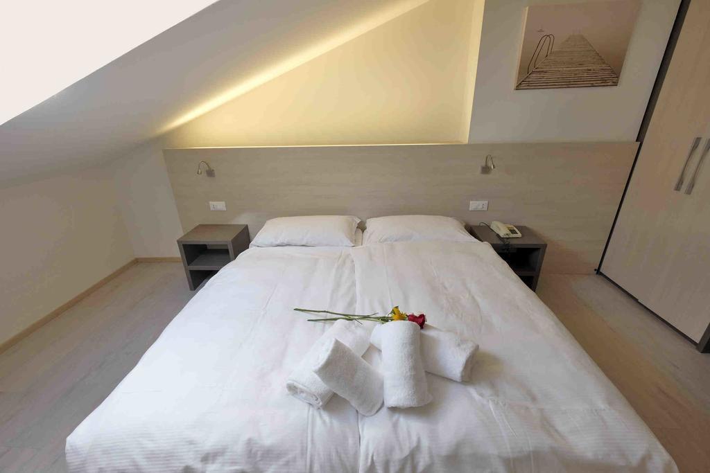 ורונה Hotel Gelmini מראה חיצוני תמונה